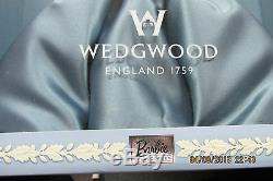 2000 Barbie Wedgwood England Doll Blue Dress Limited Edition NRFB