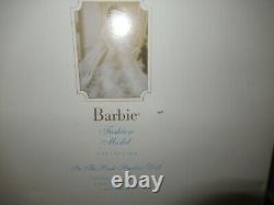 2000 In The Pink Silkstone Barbie-Fashion Model Collection-Limited Edition
