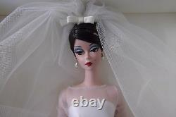 2001 Limited Edition Maria Therese Wedding Bride Silkstone Barbie Doll & Bouquet