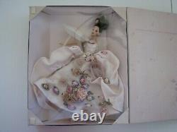 Antique Rose BARBIE (1996) FAO Schwarz Limited Edition Floral Collection 15814