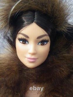 Barbie CHEWBACCA faux fur Star Wars X 2020 Mattel GMM96 PLATINIUM edition limité
