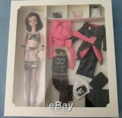 Barbie Fashion Model Collection Model Life Giftset Brooch, Earrings & Doll