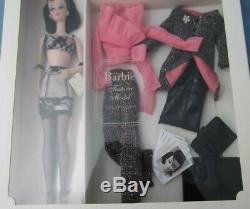Barbie Fashion Model Collection Model Life Giftset Brooch, Earrings & Doll