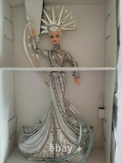 Barbie Mattel Bob Mackie Lady Liberty Limited Edition Year 2000 Silver dress