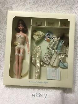Continental Holiday Giftset Silkstone Barbie, 2001 Limited Edition NRFB