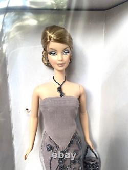 Giorgio Armani Barbie Doll B2521 Limited Edition 2003 Mattel