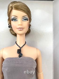 Giorgio Armani Barbie Doll B2521 Limited Edition 2003 Mattel