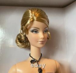 Giorgio Armani Barbie Limited Edition 2003 Mattel B2521 NRFB with original shipper