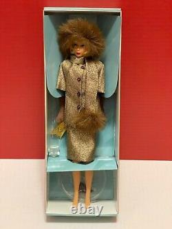 Gold'n Glamour Barbie Collector's Request Limited Edition 2001