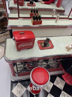 Great gift! BARBIE & KEN Coca-Cola Soda Fountain Mattel 2000 Ltd Ed With Barbie