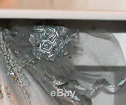 MILLENNIUM BRIDE BARBIE DOLL Limited Edition 1999 Swarovski Crystals Box COA Pin