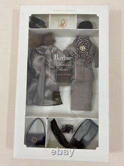 Mattel Barbie BOULEVARD Outfit 2000 Fashion Model Limited Edition (152)