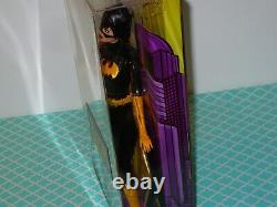 Mattel Barbie Doll BATGIRL Batman COLLECTOR DOLL DC COMICS Limited Ed