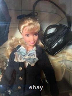 Mattel Barbie Doll JAL Nice Flight Attendant Japan Airlines Limited 1997 Vintage