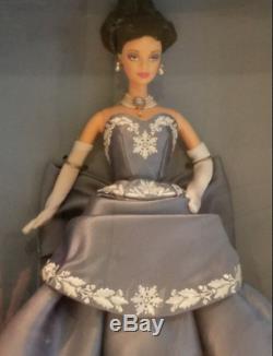 Mattel Barbie Doll Wedgwood Blue England Limited Edition 1999 Collector Doll