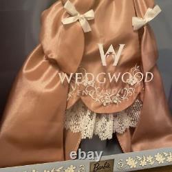 Mattel Barbie WEDGWOOD Barbie Limited Edition AA England 1759