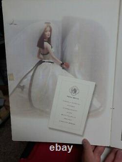 Vera Wang Bride Barbie 1997 Limited Edition NRFB
