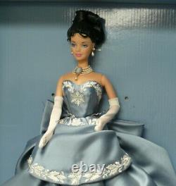 1999 Barbie Doll Limited Edition Wedgwood Angleterre 1759