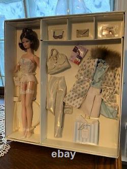 2001 Limited Ed. Continental Holiday Silkstone Barbie Giftset Avec Coa Free Ship