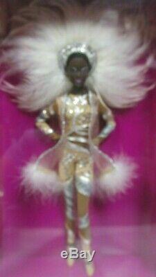 2012 Mattel Barbie Doll Stephen Burrows Pazette D'or Étiquette Collection Limitée