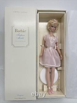 #4 Lingerie Silkstone Barbie -new Unopened 2001 L. E. Bubble Cut Nrfb 55498. 2303