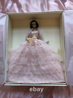 Barbie 2000 Dans La Collection De Modèles De Mode Rose Edition Limitée Mib