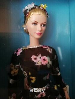 Barbie Grace Kelly La Poupée Mattel Édition Limitée Gold Label Silk Romance