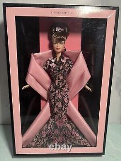 Barbie Hanae Mori Édition Limitée 1999 par Mattel Tokyo Haute Couture Rose Noir