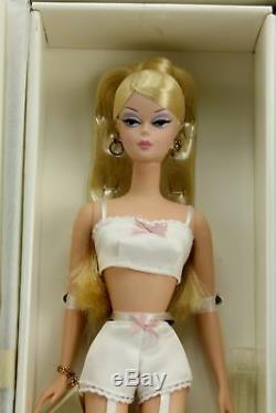 Barbie Mannequin Lingerie Blanche Blonde Poupée Silkstone Édition Limitée 2000