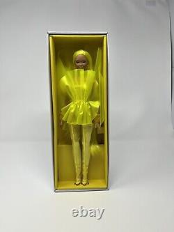 Barbie Mode Poupée Chromatique Couture Jaune Tokyo Convention 2022 Nrfb
