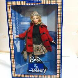 Barbie Poupée Burberry Blue Étiquette Figure Édition Limitée Robe Rouge Peluche Poupée Jouet
