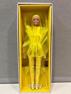 Barbie Signature Couture Chromatique Jaune 2022 Tokyo Fashion Doll Convention