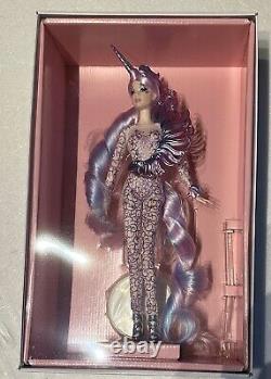 Barbie Signature Licorne Déesse Série Mythique Muse Édition Limitée NRFB Dans son Embarcation