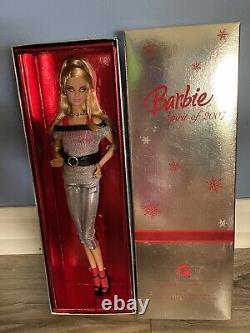 Barbie Spirit De 2007 Édition Spéciale Pour Les Opérations De Mattel Et La Poupée D'entreprise