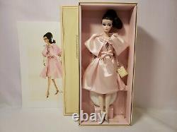 Blush Beauty Silkstone Barbie Doll With Limited Edition Sketch 2015 Mattel Cht04