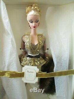 Capucine Barbie Fashion Model Silkstone Nrfb Limited Edition En Expéditeur