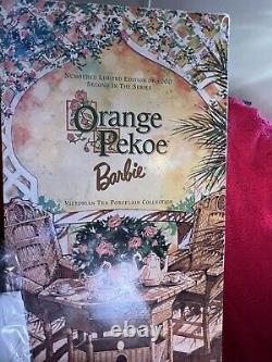 Collection de porcelaine Mattel Victorian Tea Orange Pekoe Barbie Doll 02726 NIB