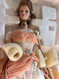 Collection de porcelaine Mattel Victorian Tea Orange Pekoe Barbie Doll 02726 NIB