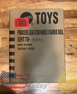 Dans La Main Princesse Leia Barbie Doll X Star Wars Limited Edition