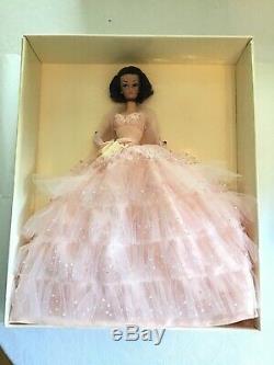Dans La Mode Rose Barbie Modèle Silkstone Limited Edition Nrfb En Expéditeur