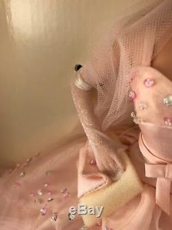 Dans Le Rose 2000 Poupée Barbie Édition Limitée Corps En Silkstone Véritable