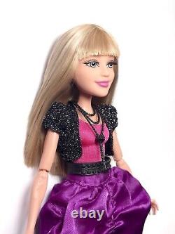 Disney V. I. P. HANNAH MONTANA Poupée Miley Cyrus Barbie Chaîne VIP Rare