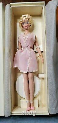Edition Limitée Silkstone Lingerie #4 Barbie Modèle De Mode Blonde En Rose! Nrfb