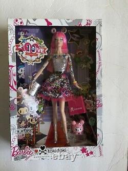Édition limitée Barbie Tokidoki du 10e anniversaire, Collection Black Label 2015, comme neuf.