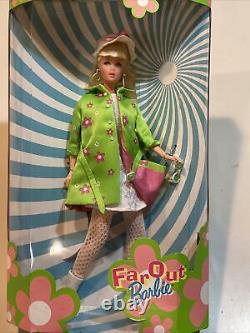 Far Out Barbie Doll Limited Mod Twist & Turn Mattel 21911 Nouveau? Nrfb