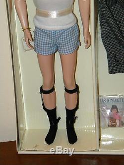 Fashion Insider Ken Giftset Nrfb Silkstone Barbie Fashion Model 2002 Limitée Ed