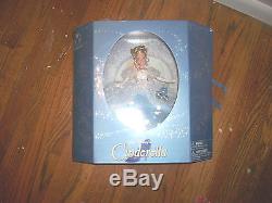 Htf Disney Cinderella Doll Edition Limitée Extremement Rare