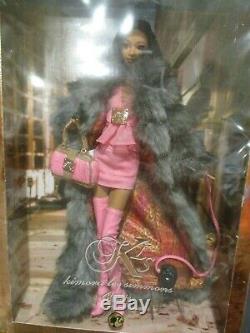 Kimora Lee Barbie Nib 2007 Label Gold Limited Ed. 12500 Dans Le Monde Entier. Menthe