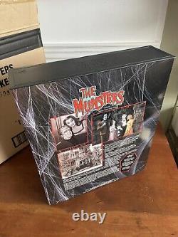 Le coffret cadeau Barbie et Ken des Munsters Édition Collector 2001 Mattel 50544 NIB