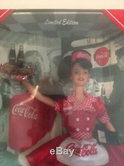 Limitée 1998 Mattel Barbie 23934 Coca-cola Brune Waitress Car Hop Convention
